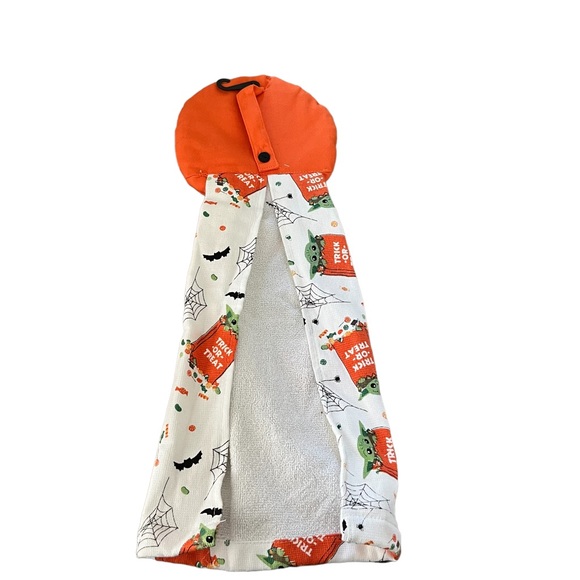 Star Wars The Mandalorian Hanging Kitchen Towel Baby Yoda Towel NEW - Picture 3 of 3